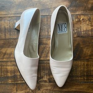 Classy Mixed Blues Leather blush heels size 8